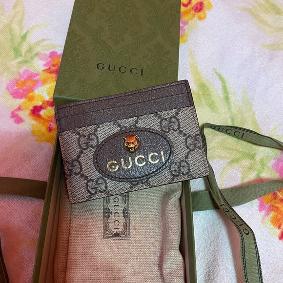 Meet your Posher, Nora - Picture 10 of 16